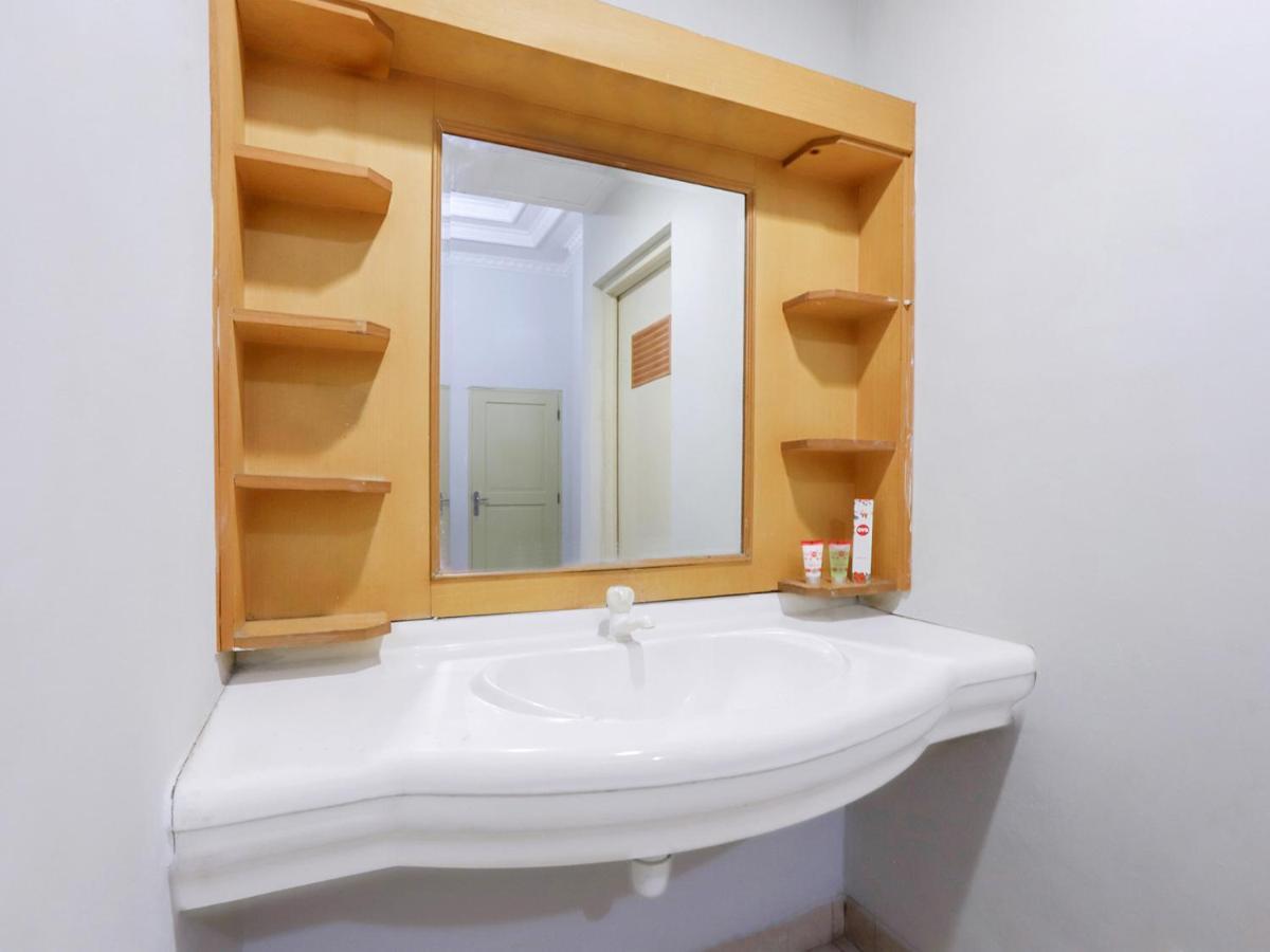 Capital O 297 45 Residence Jakarta Luaran gambar